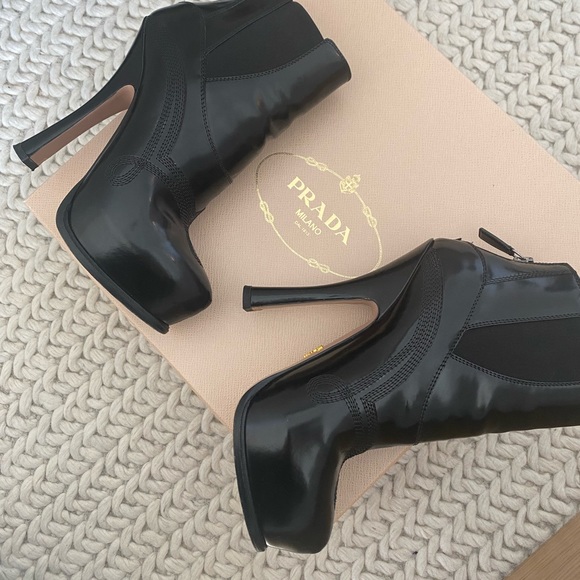 Prada platform black ankle boots with back zipper - Picture 8 of 8